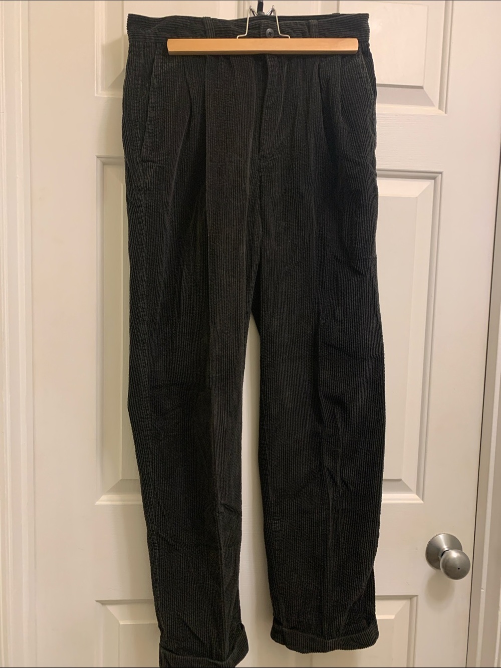 Structure Men's Dark Black Corduroy Pleated Trousers